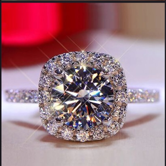 Jewelry - *NEW*14k White Gold 1CT Engagement Moissanite Ring